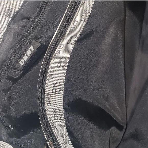 πΈDKNY Grey & Black Printed Logo Monogram Hand Bag - Picture 6 of 8